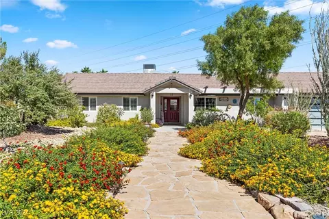 8660 Hickam Ave, Las Vegas, NV 89129