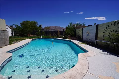 730 N Christy Ln, Las Vegas, NV 89110