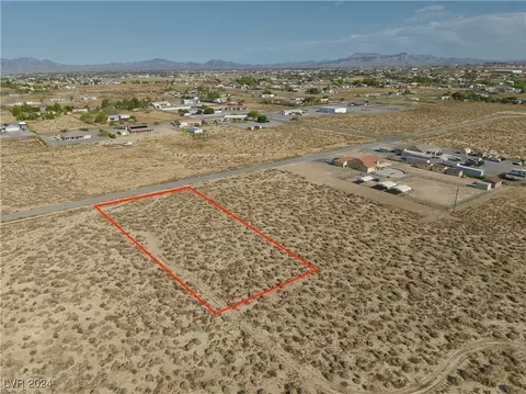 3801 S Lookout Ave, Pahrump, NV 89048