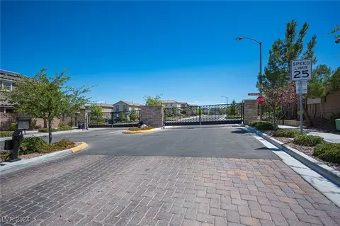 8117 Skye Foothills St, Las Vegas, NV 89166