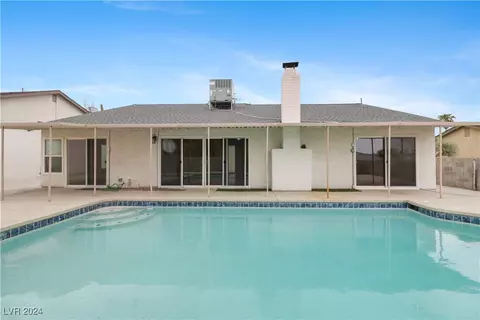 3935 Parkhaven Dr, Las Vegas, NV 89120