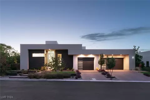 37 Hawkeye Ln, Las Vegas, NV 89135