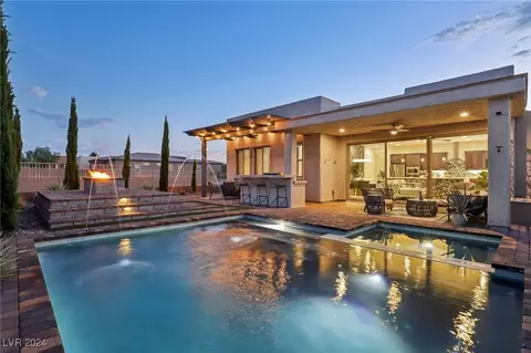 7570 Desert Rhyolite St, Las Vegas, NV 89113