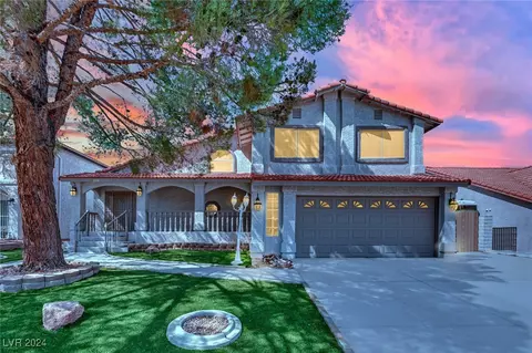 7720 Bentonite Dr, Las Vegas, NV 89128