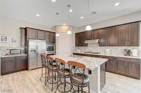10842 Irving Park Ave, Las Vegas, NV 89166
