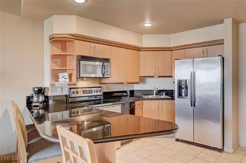 211 E Flamingo Rd #1207, Las Vegas, NV 89169