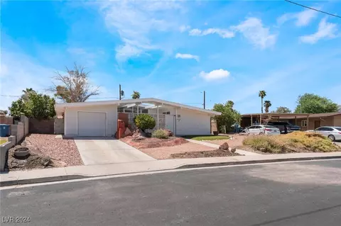5291 Champions Ave, Las Vegas, NV 89142