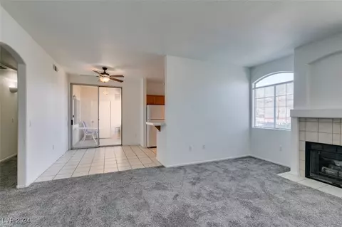 1830 N Buffalo Dr #1074, Las Vegas, NV 89128