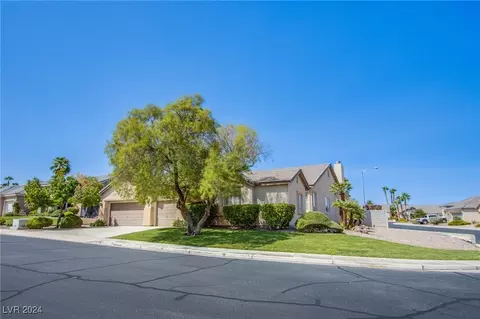 360 Vincents Hollow Cir, Henderson, NV 89052