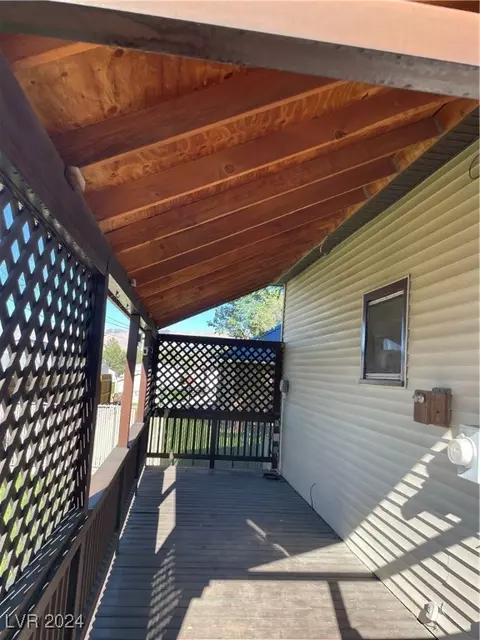 Exterior - 733 Avenue G, Ely, NV 89301 photo 4 of 9