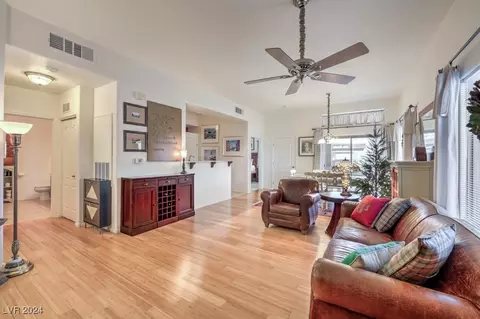 8985 S Durango Dr #1076, Las Vegas, NV 89113