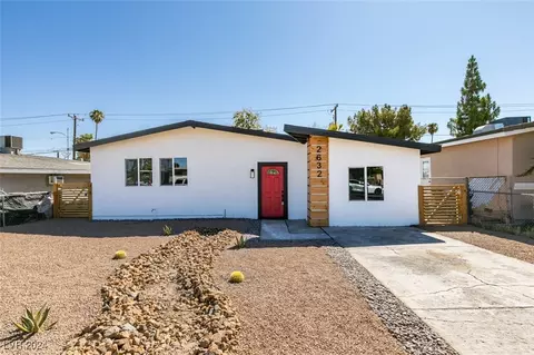 2632 Saint George St, North Las Vegas, NV 89030