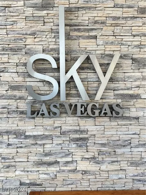 2700 Las Vegas Blvd #2002, Las Vegas, NV 89109
