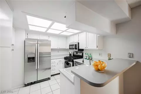 940 N Sloan Ln #104, Las Vegas, NV 89110