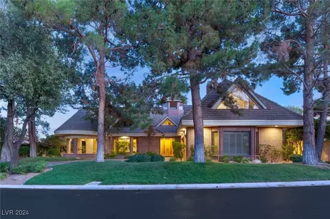 8701 Canyon View Dr, Las Vegas, NV 89117