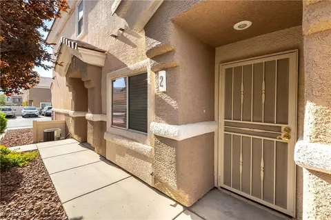 6713 Lookout Lodge Ln #2, North Las Vegas, NV 89084