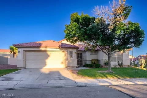 6310 Giant Oak St, North Las Vegas, NV 89084