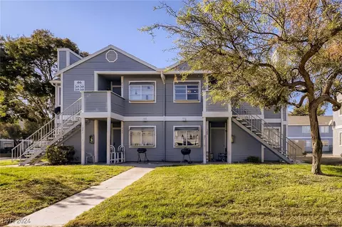 1843 Cosmic Dr, Las Vegas, NV 89115
