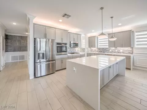 2555 Hampton Rd #10210, Henderson, NV 89052