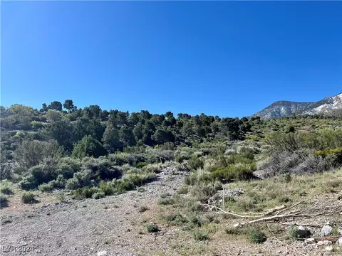 Oak Trail Circle, Las Vegas, NV 89124