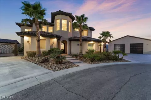 8475 Stange Ave, Las Vegas, NV 89129