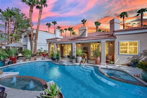 7664 Painted Dunes Dr, Las Vegas, NV 89149
