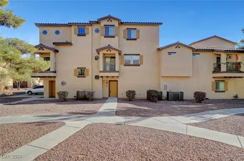 5945 Palmilla St #10, North Las Vegas, NV 89031