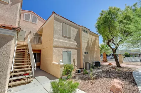 8452 Boseck Dr #282, Las Vegas, NV 89145