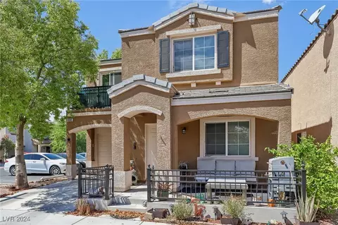 10385 Midnight Iris St, Las Vegas, NV 89183