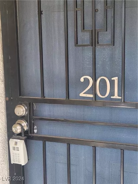 4825 Nara Vista Way #201, Las Vegas, NV 89103