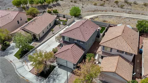7809 Lovely Pine Pl, Las Vegas, NV 89143
