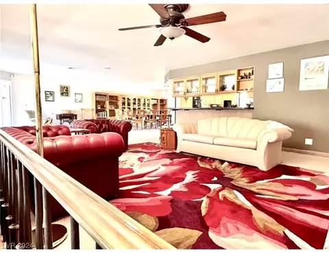7275 Eldora Ave, Las Vegas, NV 89117