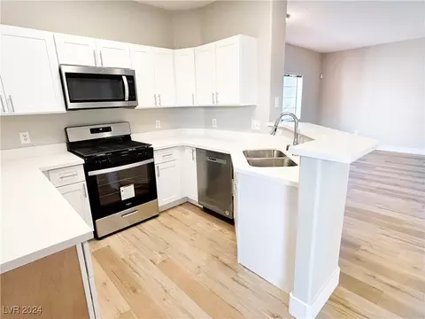 1881 W Alexander Rd #1138, North Las Vegas, NV 89032