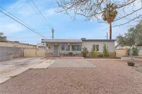 1334 Eastwood Dr, Las Vegas, NV 89104