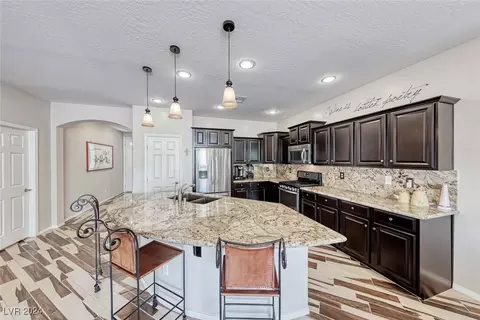 3752 Greenbriar Bluff Ave, North Las Vegas, NV 89081