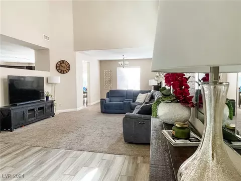 6930 Silk Oak Ct, Las Vegas, NV 89148