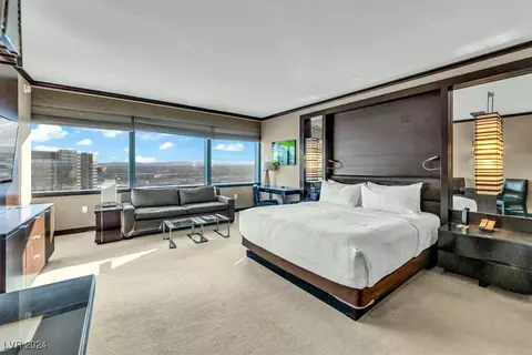 2600 W Harmon Ave #7003, Las Vegas, NV 89158