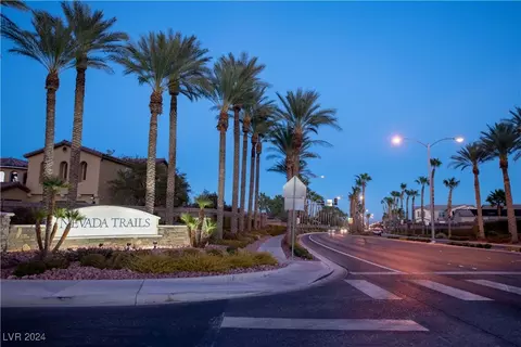 7702 Mohawk Cliff Ave, Las Vegas, NV 89113