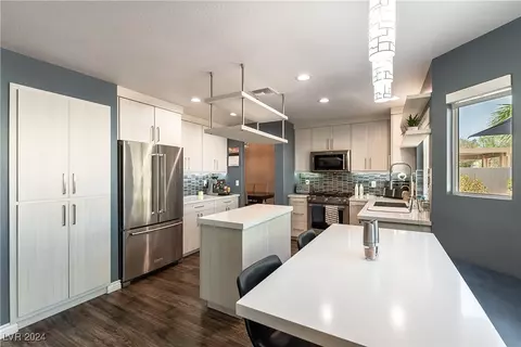 9011 Monteloma Way, Henderson, NV 89074