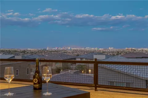 6458 Indra St, Las Vegas, NV 89135