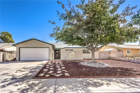 1833 Black Hawk Rd, Las Vegas, NV 89108