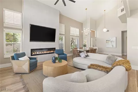 9232 Eagle Ridge Dr, Las Vegas, NV 89134