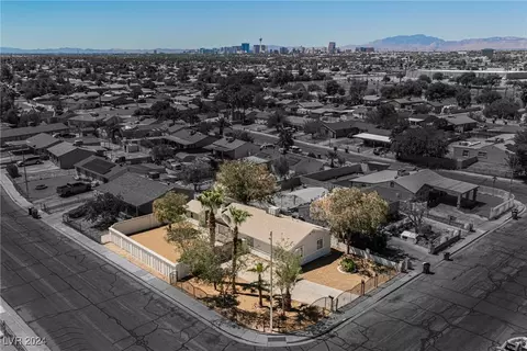 3517 Del Rio Dr, North Las Vegas, NV 89030