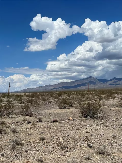 420 W Peachtree Ln, Pahrump, NV 89060