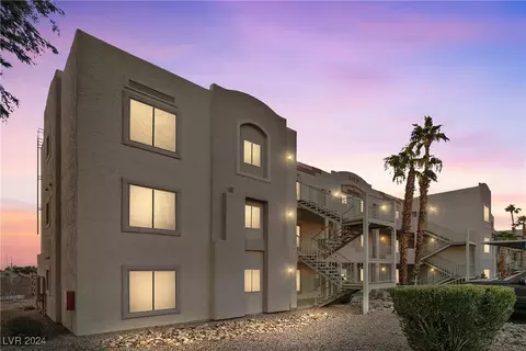 2048 Mesquite Ln #101, Laughlin, NV 89029