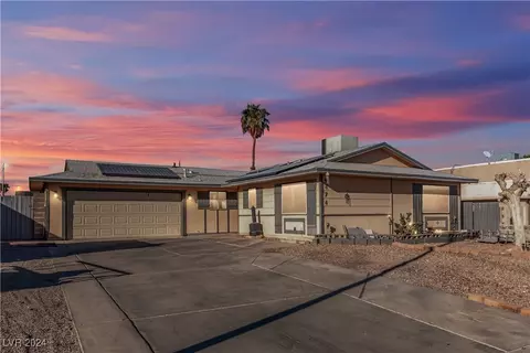 4474 El Carnal Way, Las Vegas, NV 89121