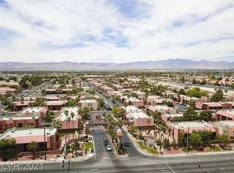 5493 Indian River Dr #371, Las Vegas, NV 89103