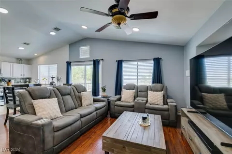 1878 Quartz Landing Ave, Las Vegas, NV 89183
