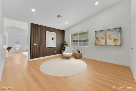 10242 Amber Hue Ln, Las Vegas, NV 89144