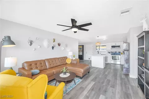2705 Sierra Madre Dr, Las Vegas, NV 89102